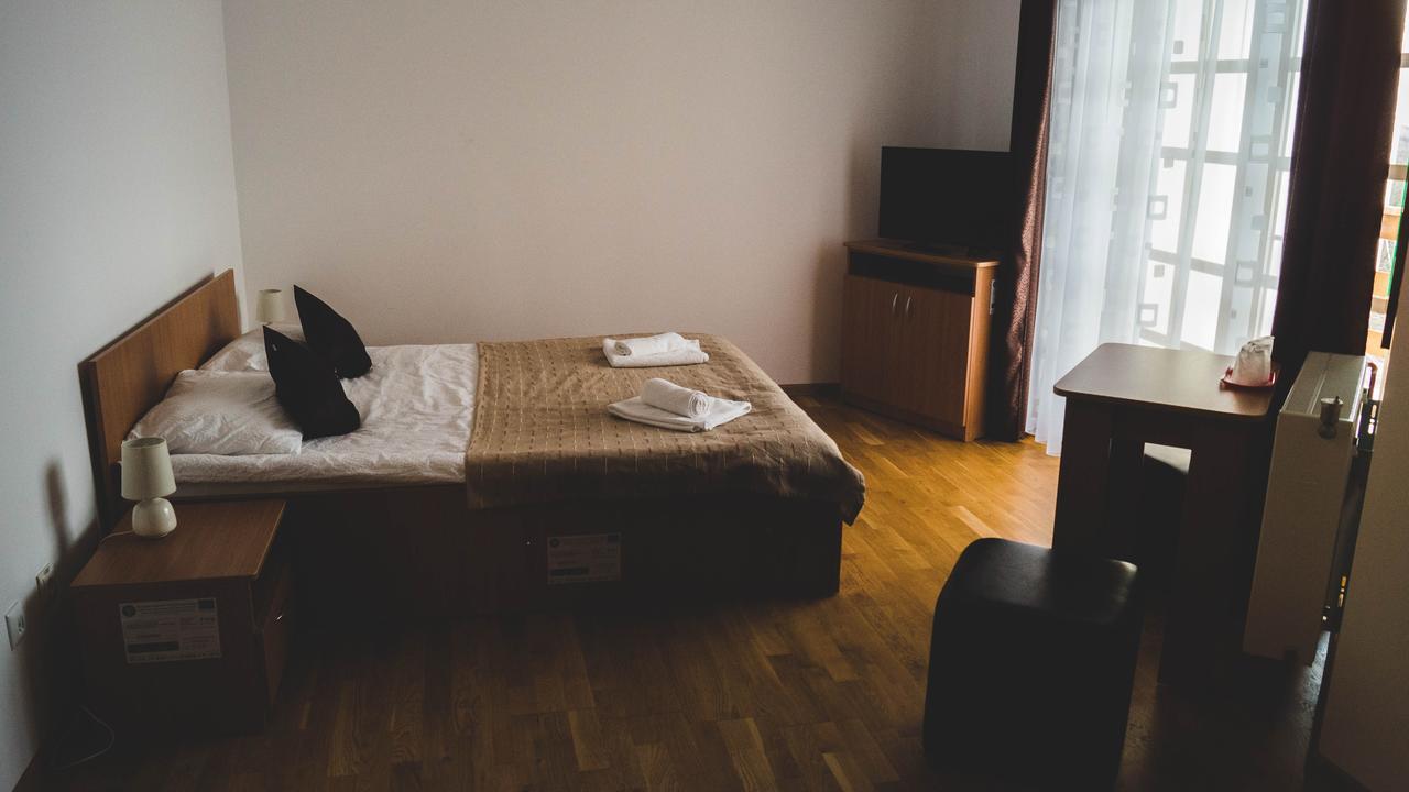 Pensiunea Codruta Cărpinişu Екстериор снимка
